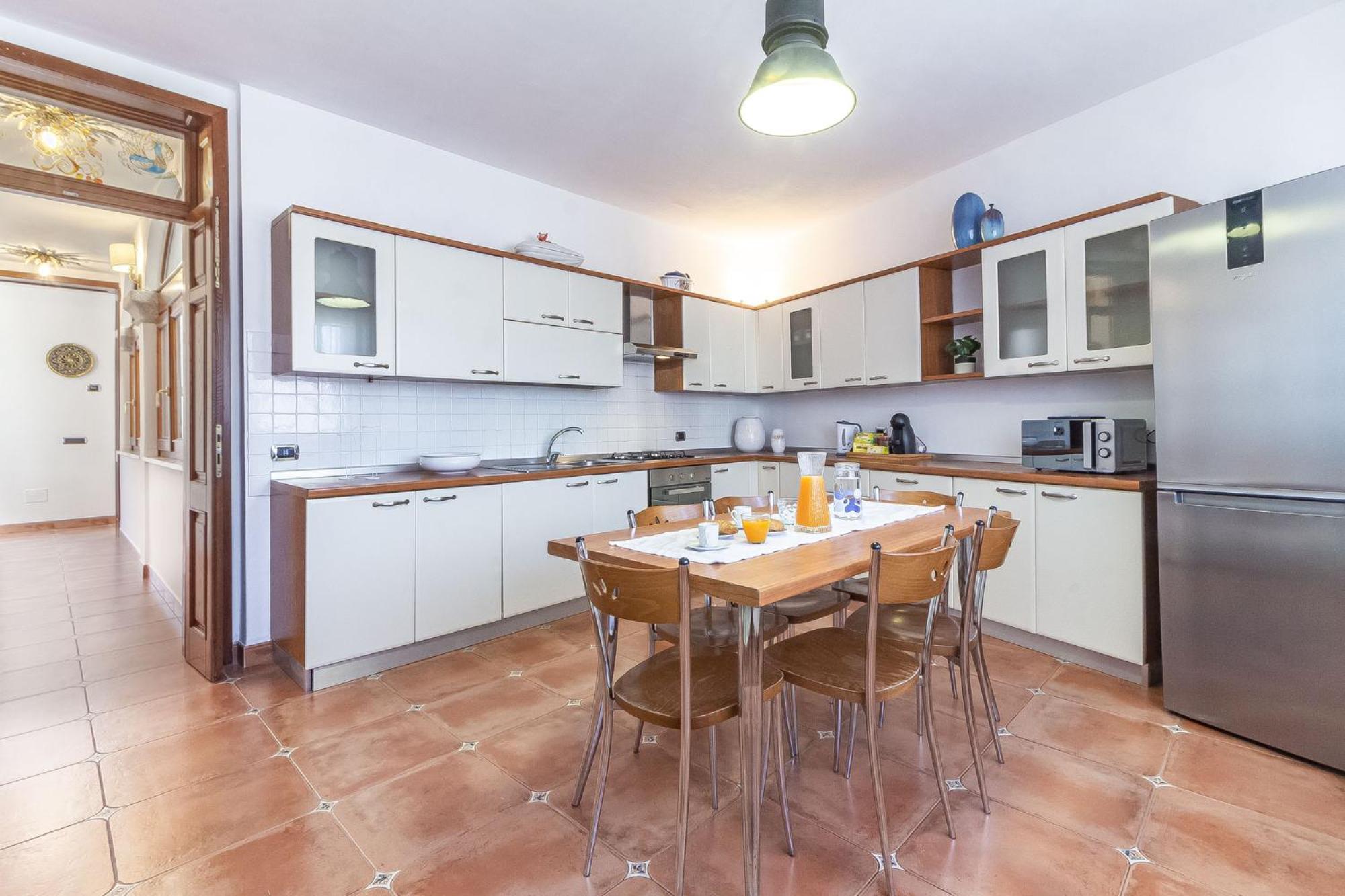 Exclusive Roth Apartments Сассари Экстерьер фото