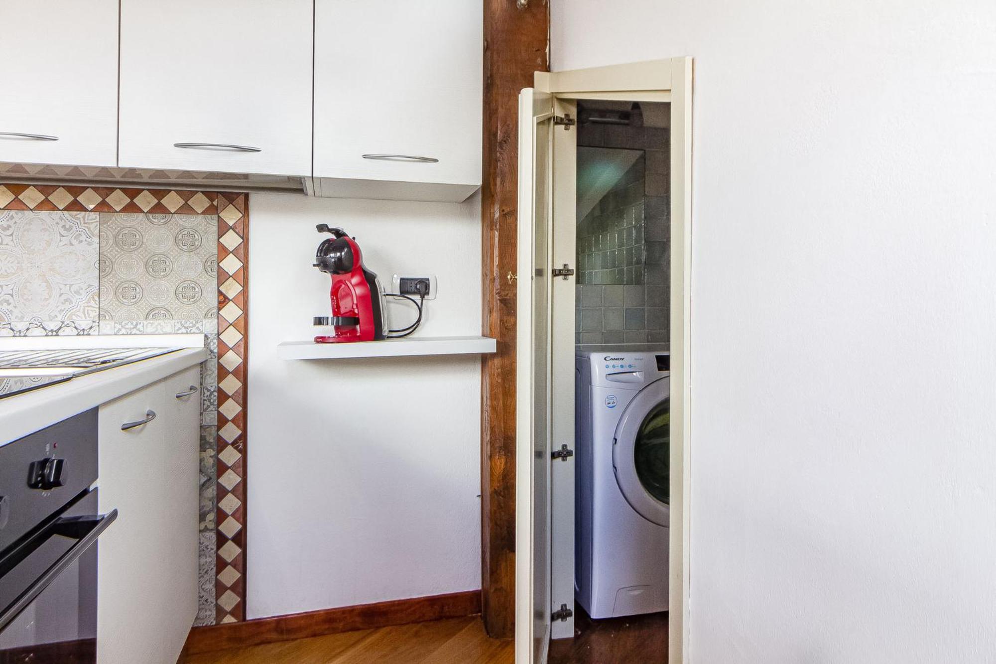 Exclusive Roth Apartments Сассари Экстерьер фото